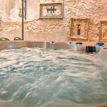 Le1693 - Charme & Confort 4 Etoiles - Jacuzzi Apartment